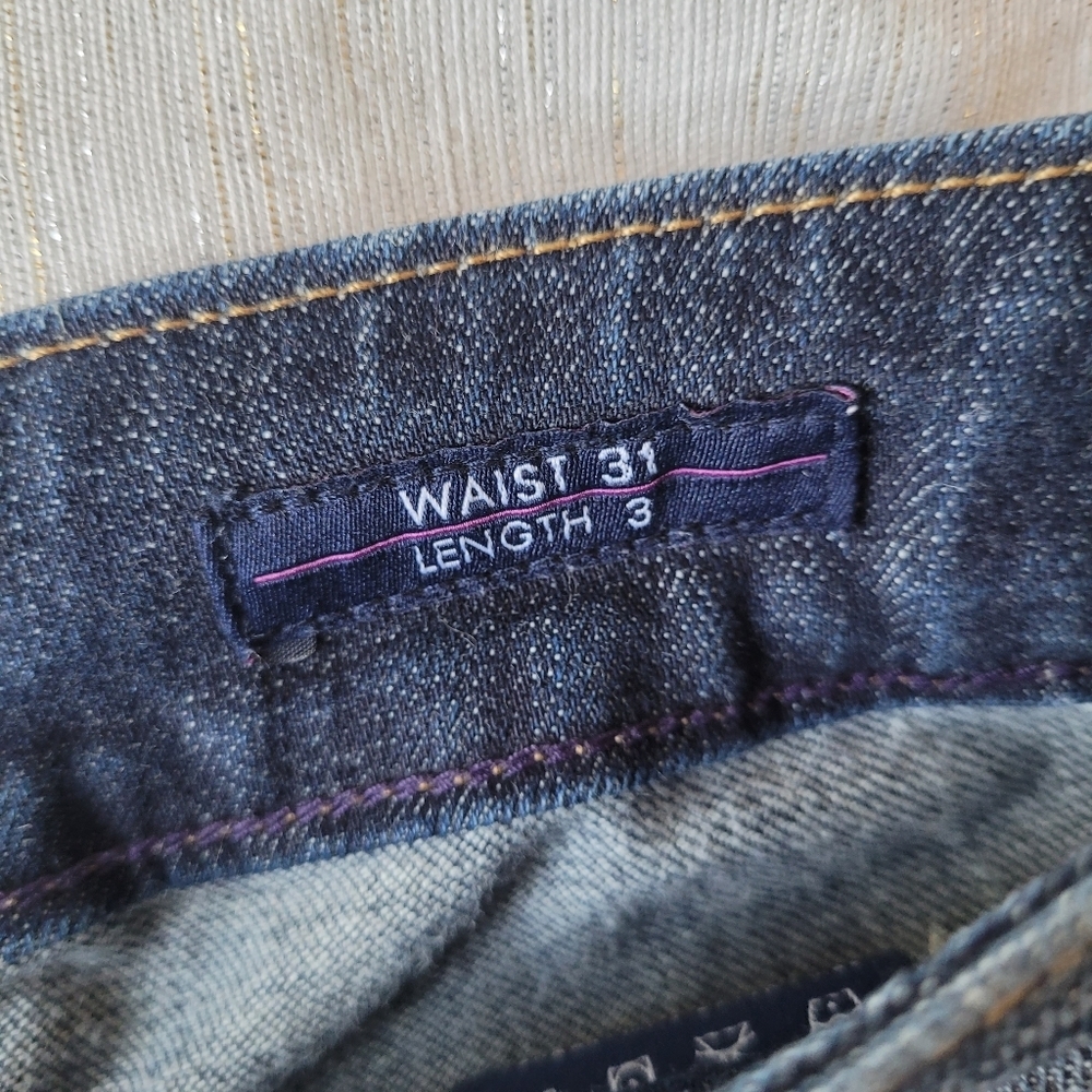 Vigoss Women's Dark Indigo Rolled Hem Denim Shorts Size Waist 31 Length 3 - Picture 3 of 12
